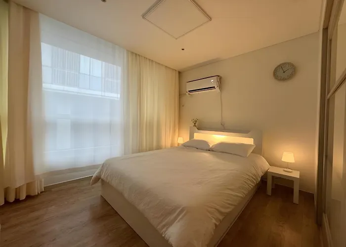Healing Just 3 Minutes On Foot From Gwanghwamun, Within Walking Distance To Myeongdong, Gyeongbokgung, And Insadong Séoul