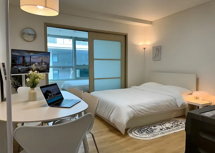 Healing Just 3 Minutes On Foot From Gwanghwamun, Within Walking Distance To Myeongdong, Gyeongbokgung, And Insadong Appart hôtel
