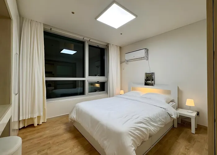 Healing Just 3 Minutes On Foot From Gwanghwamun, Within Walking Distance To Myeongdong, Gyeongbokgung, And Insadong 3* Séoul